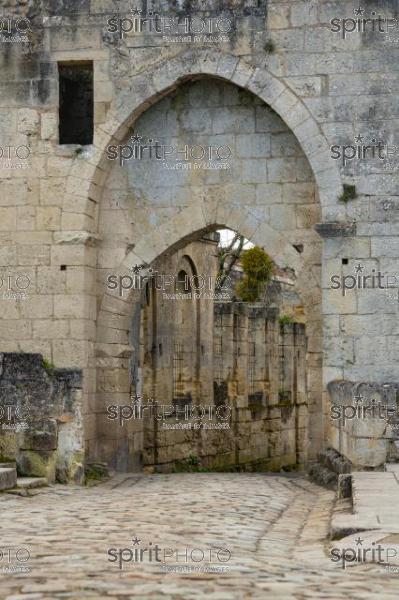 GIRONDE (33), SAINT-EMILION, LA PORTE BRUNET, FORTIFICATION DU VILLAGE DE SAINT-EMILION // FRANCE, GIRONDE (33), SAINT-EMILION, LA PORTE BRUNET, FORTIFICATION OF THE VILLAGE OF SAINT-EMILION (210318JBNadeau_009.jpg)