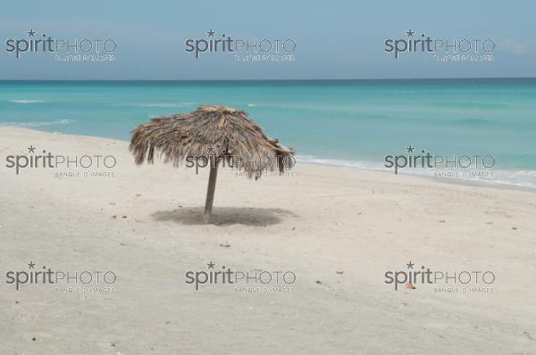 Plage et Parasol-Cuba (AB_00108.jpg)