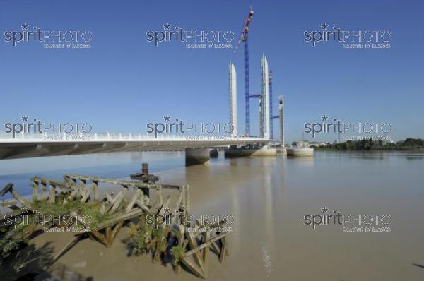 Pont levant Chaban Delmas - Bordeaux (ALG_00001.jpg)