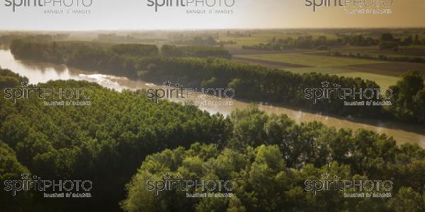 Aerial wiev Bordeaux region, garonne river, forest,landscape, Gironde (BWP_00079.jpg)