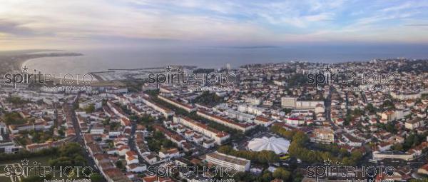 Aerial view Royan in France, department Charente Maritime (BWP_00414.jpg)