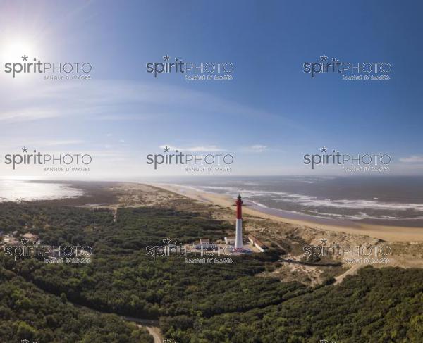 Aerial view of lighthouse La Coubre in La Tremblade, Charente Maritime (BWP_00422.jpg)