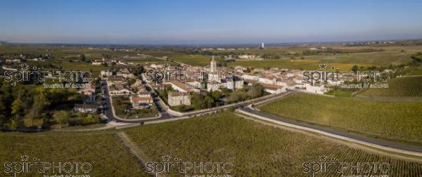 Saint Estephe village, situated along the wine route of Saint Estephe in the Bordeaux region (BWP_00522.jpg)