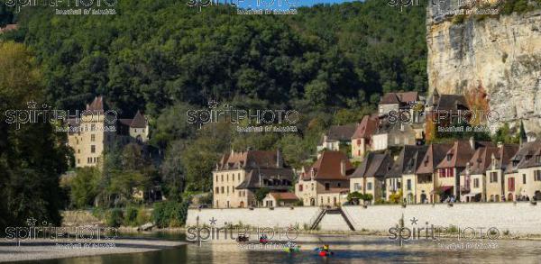 La Roque Gageac, one of the most beautiful villages of France, Dordogne region (BWP_00584.jpg)