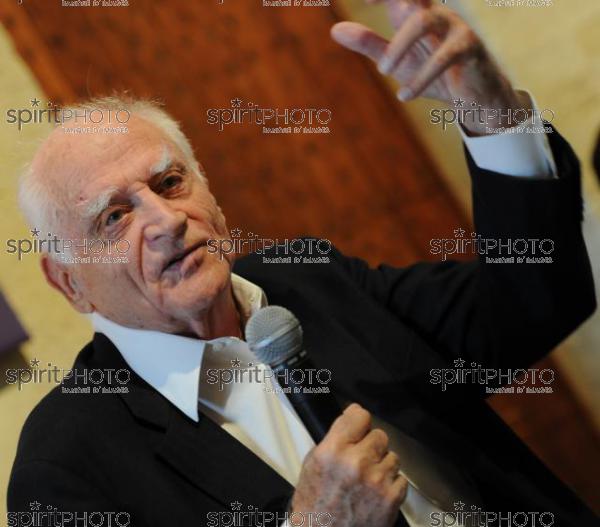 Michel Serres - Philosophe (JBNADEAU_00289.jpg)