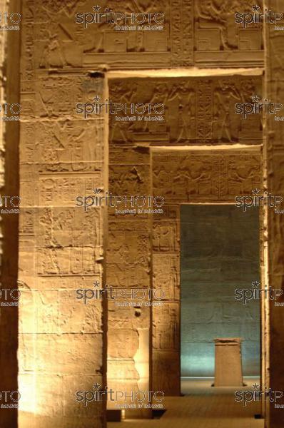 Egypte-Temple de Philae (JBNADEAU_00754.jpg)