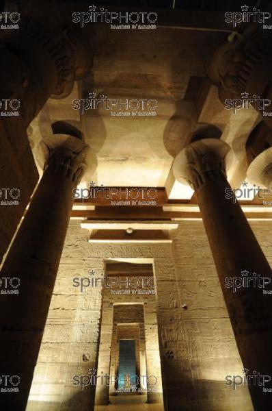 Egypte-Temple de Philae (JBNADEAU_00781.jpg)