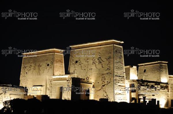 Egypte-Temple de Philae (JBNADEAU_00791.jpg)