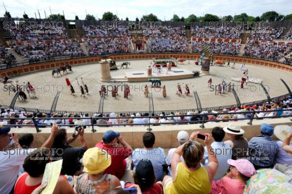 Vende - Spectacle du Puy du Fou (JBNADEAU_01079.jpg)
