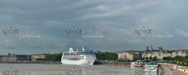 Bateau de Croisire - Bordeaux (JBNADEAU_01431.jpg)
