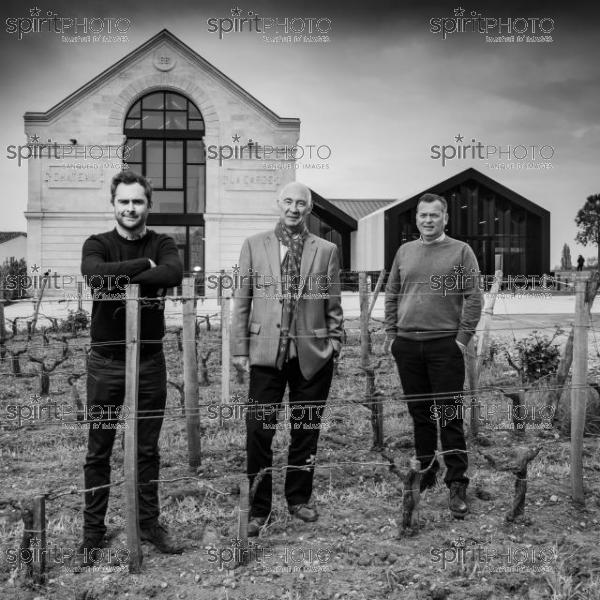 FRANCE, GIRONDE, MARTILLAC, PATRICK JESTIN (PDG DE DOURTHE), VALENTIN JESTIN (DIRECTEUR MARKETING ET COMMERCIAL), ET FRÃ‰DÃ‰RIC BONNAFFOUS (DIRECTEUR DES DOMAINES DOURTHE), CHATEAU LA GARDE, VIGNOBLE DOURTHE, AOC PESSAC_LEOGNAN, VIGNOBLE BORDELAIS (JBN_0328.jpg)
