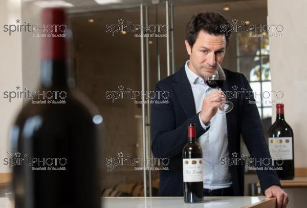 GIRONDE (33), SAINT-EMILION, PORTRAIT DE MATHIEU CUVELIER, CHATEAU CLOS FOURTET, AOC SAINT-ÉMILION GRAND CRU, CLASSÉ PREMIER GRAND CRU CLASSÉ B, VIGNOBLE BORDELAIS // FRANCE, GIRONDE (33), SAINT-EMILION, PORTRAIT OF MATHIEU CUVELIER, CHATEAU CLOS FOURTET, AOC SAINT-EMILION GRAND CRU, CLASS PREMIER GRAND CRU CLASS B, BORDEAUX VINEYARD (JBN_4486.jpg)